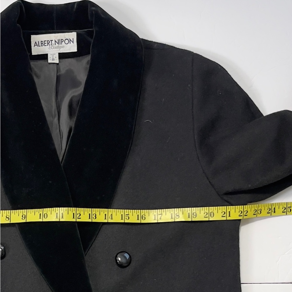 Albert Nipon Black Velvet Collar Coat - Picture 4 of 7